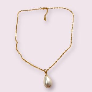 NWB slide Pearl Pendant Necklace